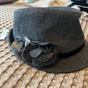 Old Navy Charcoal Gray Fedora